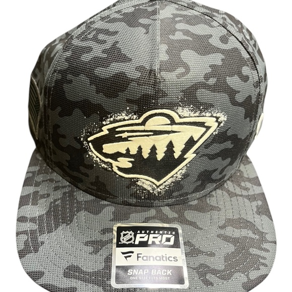 Fanatics Pro Camo Snapback Hat - Picture 4 of 7